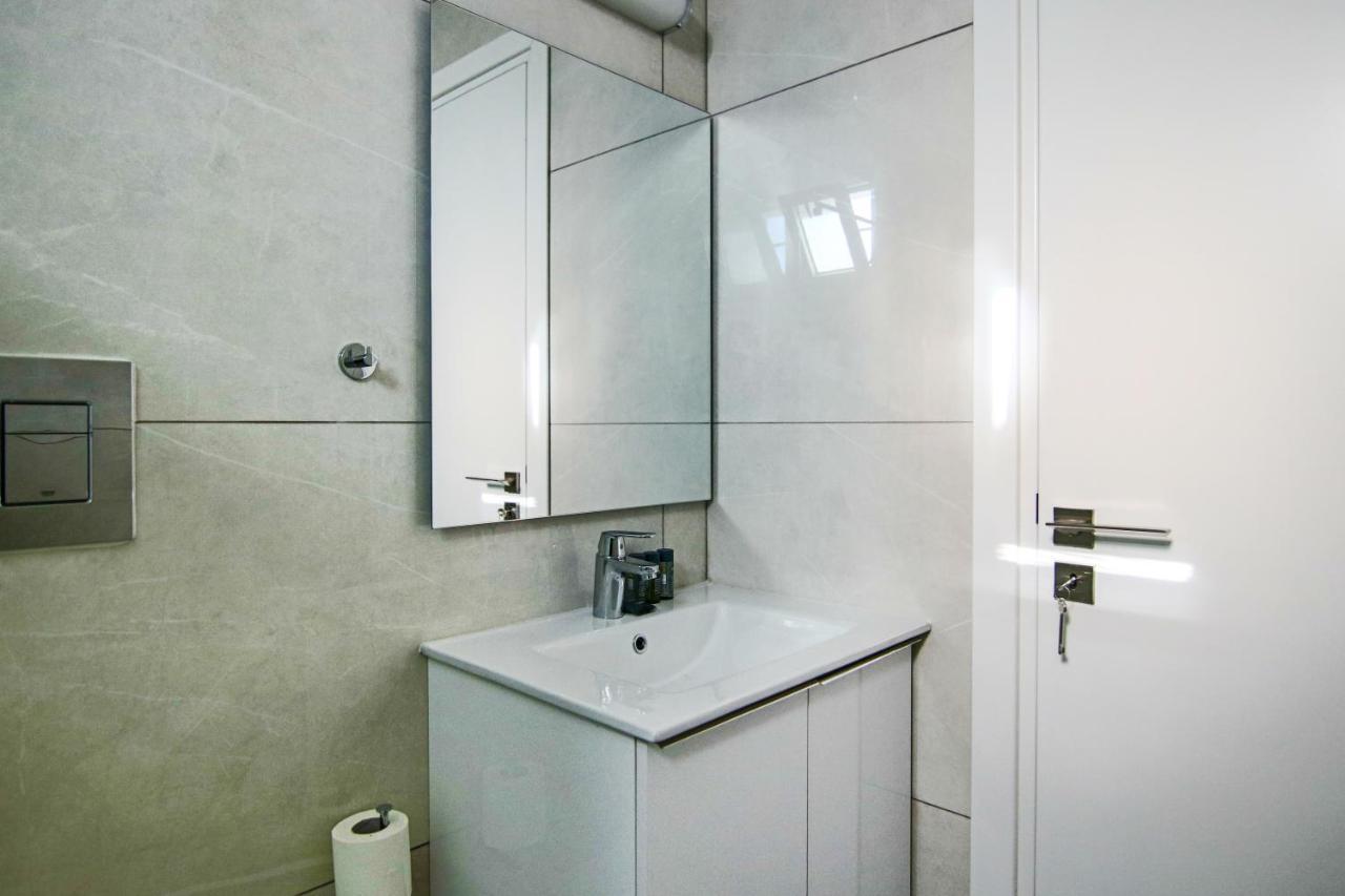 Phaedrus Living - Seaside Executive Flat Harbour 204 Apartment Paphos Exterior photo